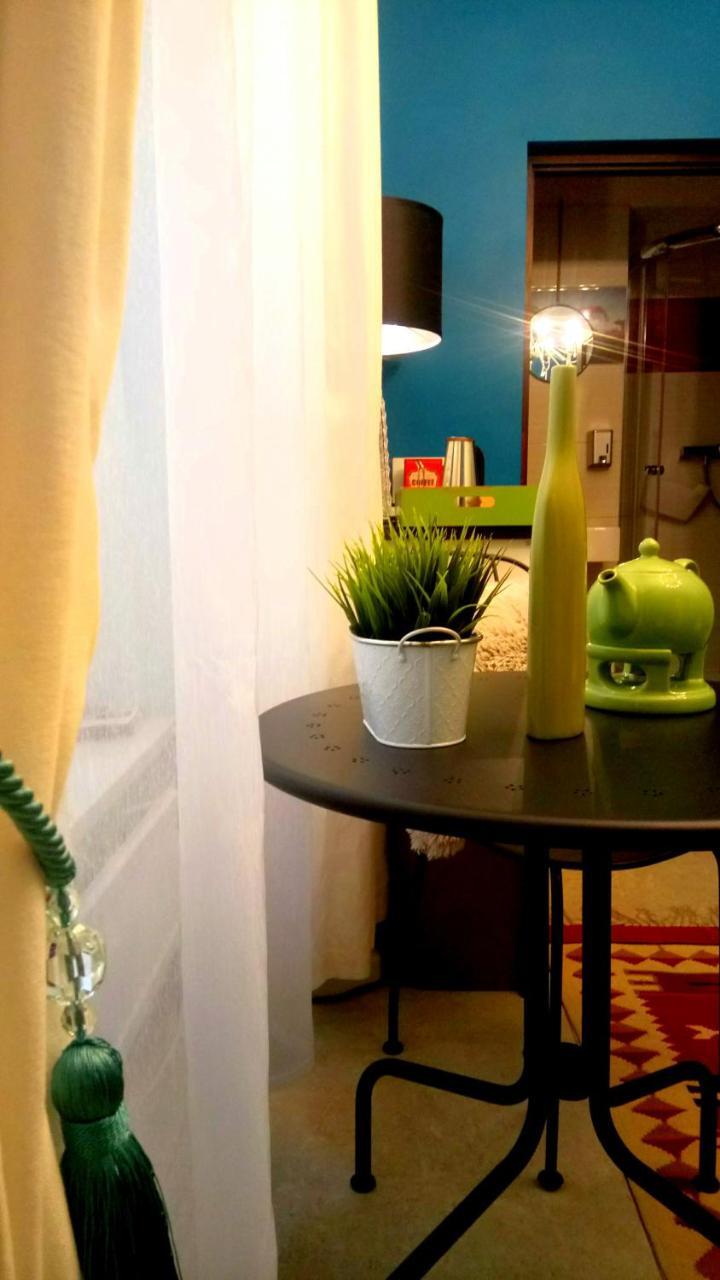 Bracka Apartment. Main Square *